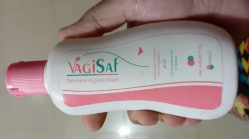 VAGISAF Feminine Hygiene Wash 180ml photo review