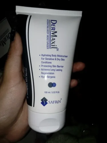 DERMAXIL Hydrating Moisturiser 150ml photo review