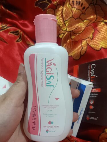 VAGISAF Feminine Hygiene Wash 180ml photo review