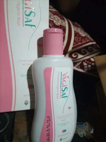 VAGISAF Feminine Hygiene Wash 180ml photo review