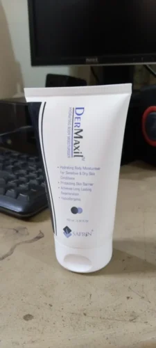 DERMAXIL Hydrating Moisturiser 150ml photo review