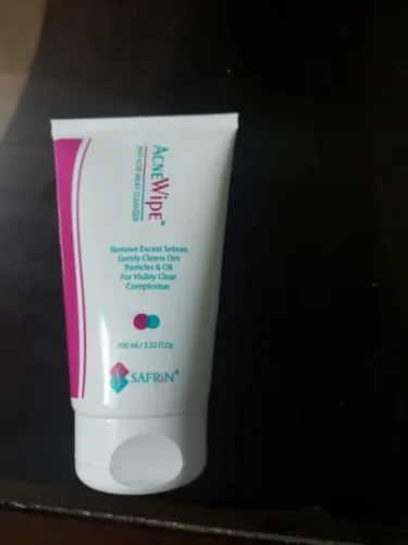 ACNEWIPE Anti Acne Milky Cleanser 150ml photo review