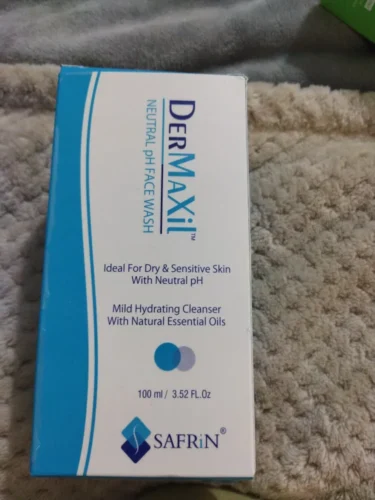 DERMAXiL Neutral pH Face Wash 150ml photo review