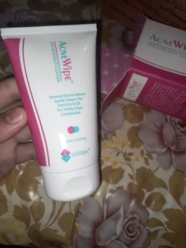 ACNEWIPE Anti Acne Milky Cleanser 150ml photo review