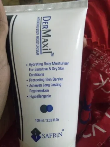 DERMAXIL Hydrating Moisturiser 150ml photo review