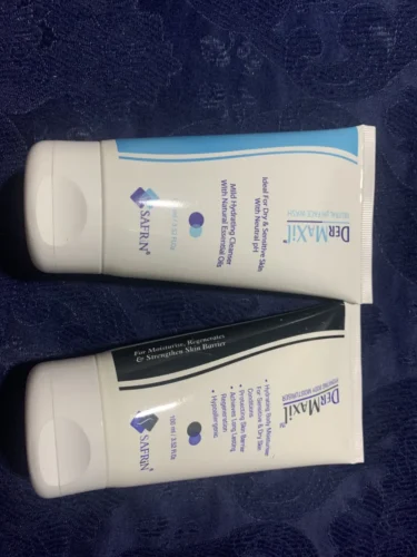 DERMAXiL Neutral pH Face Wash 150ml photo review