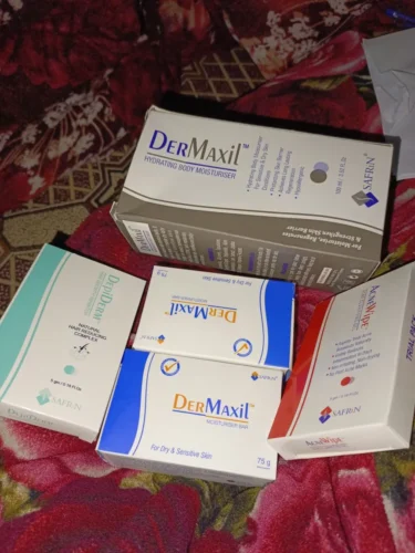 DERMAXiL Moisturiser Bar Soap 75gm photo review