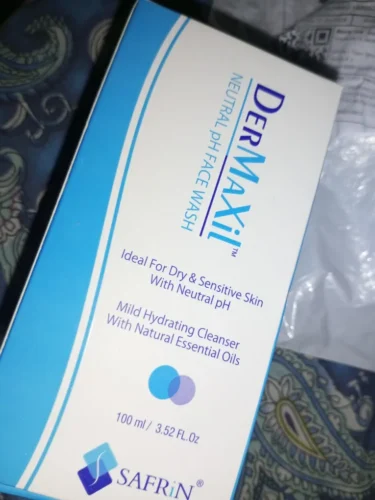 DERMAXiL Neutral pH Face Wash 150ml photo review