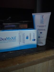 DERMAXiL Neutral pH Face Wash 150ml photo review