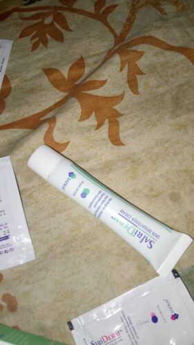 SAFRIDERM Skin Brightening Cream 30gm photo review