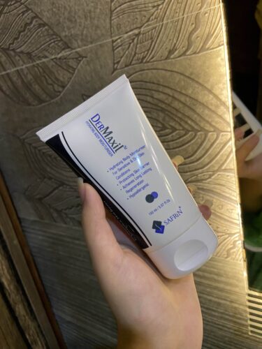 DERMAXIL Hydrating Moisturiser 150ml photo review