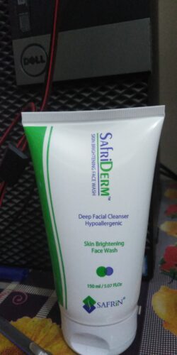 SAFRIDERM Skin Brightening Face Wash 150 ml photo review